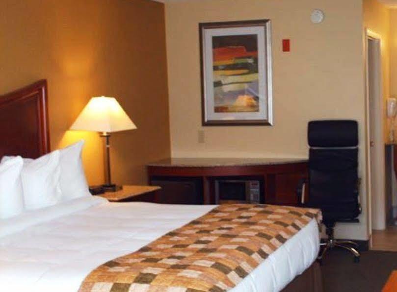 Atkinson Inn & Suites Lumberton Eksteriør bilde